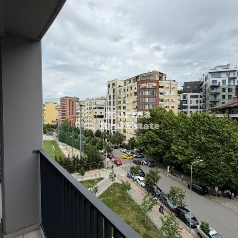 Qera | Ambjent Biznesi+ Post Parkimi | Lake View Residence | 1000 €/muaj 3