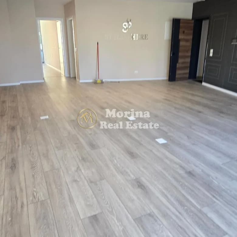 Qera | Ambjent Biznesi | Lake View | 1500 €/muaj 4