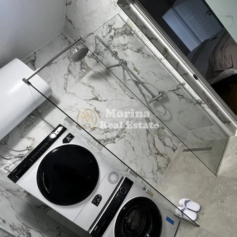 Qera | Shtëpi private 1 + 1 | Tregu Elektrik | 600 €/muaj 4