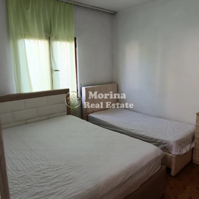 Qera | Shtëpi private 1 + 1 | Rruga Njazi Meka | 350 €/muaj 4