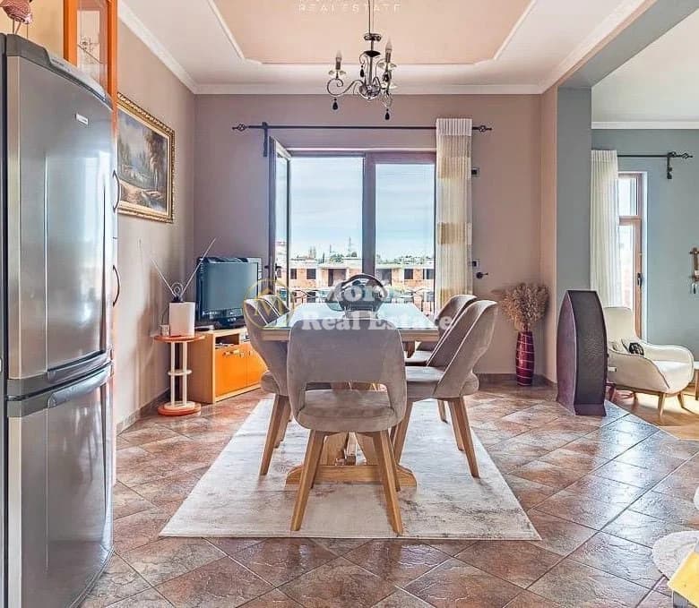Shitje | Vilë 6 + 1 | Shkoze | 600000 € 3