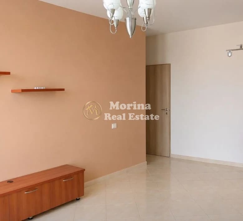 Shitje | Apartament 1 + 1 | Ish Tregu Elektrik - Muzeu I Shkencave te Natyres | 2500 €/m² 2