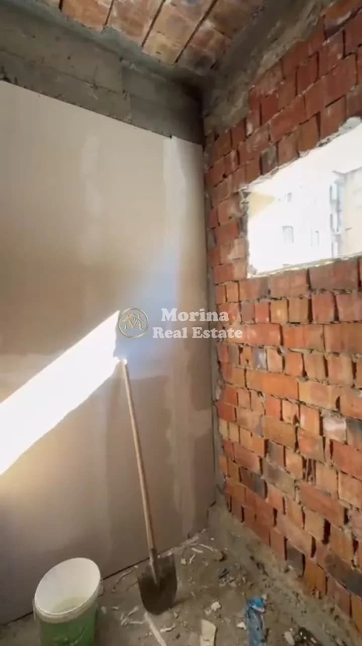 Shitje | Magazinë | Xhamlliku | 60000 €
