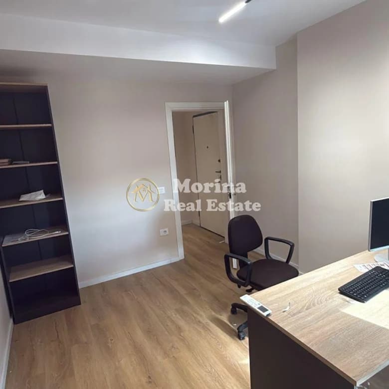 Qera | Ambjent Biznesi | Ish Sheshi Shqiponja | 700 €/muaj 3