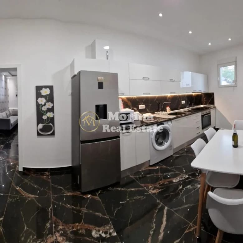 Shitje | Vilë 1 + 1 | QSUT | 400000 €