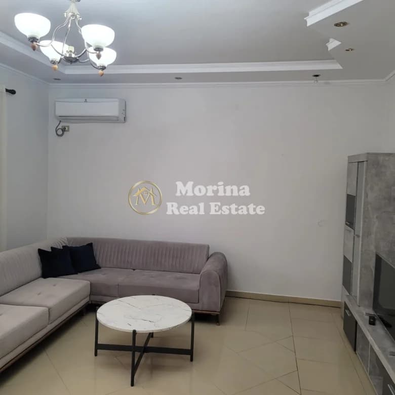 Qera | Pjese Vile 3 + 1 + 2 +Bllk | Vilat Amerikane | 500 €/muaj 3