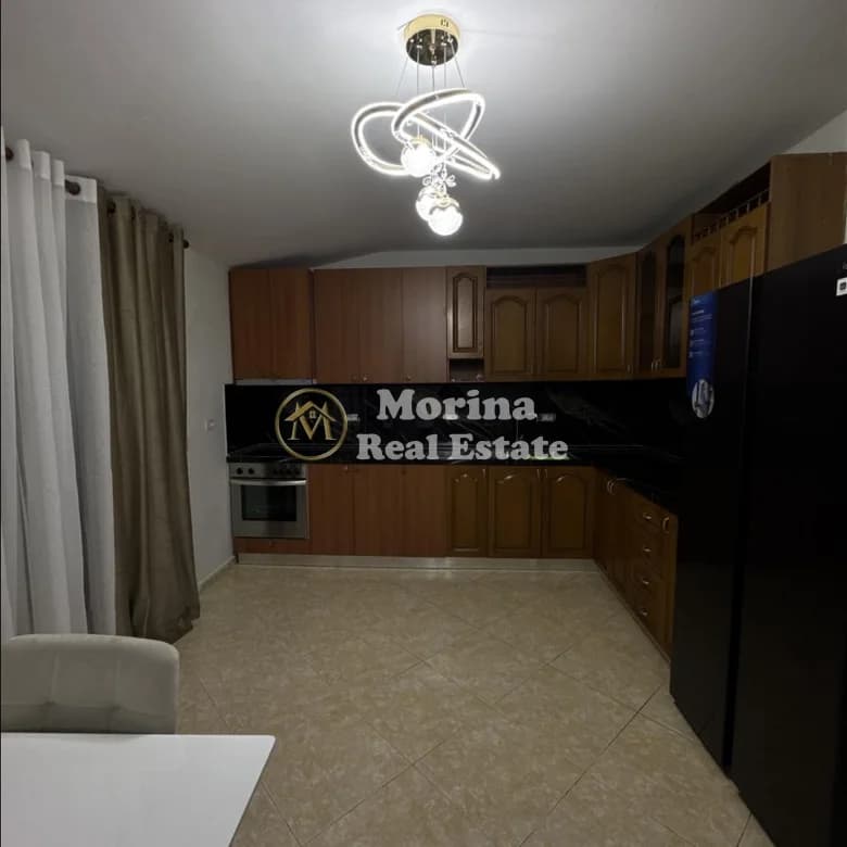 Qera | Shtëpi private 2 + 1 | Kodra E. Priftit | 500 €/muaj 3