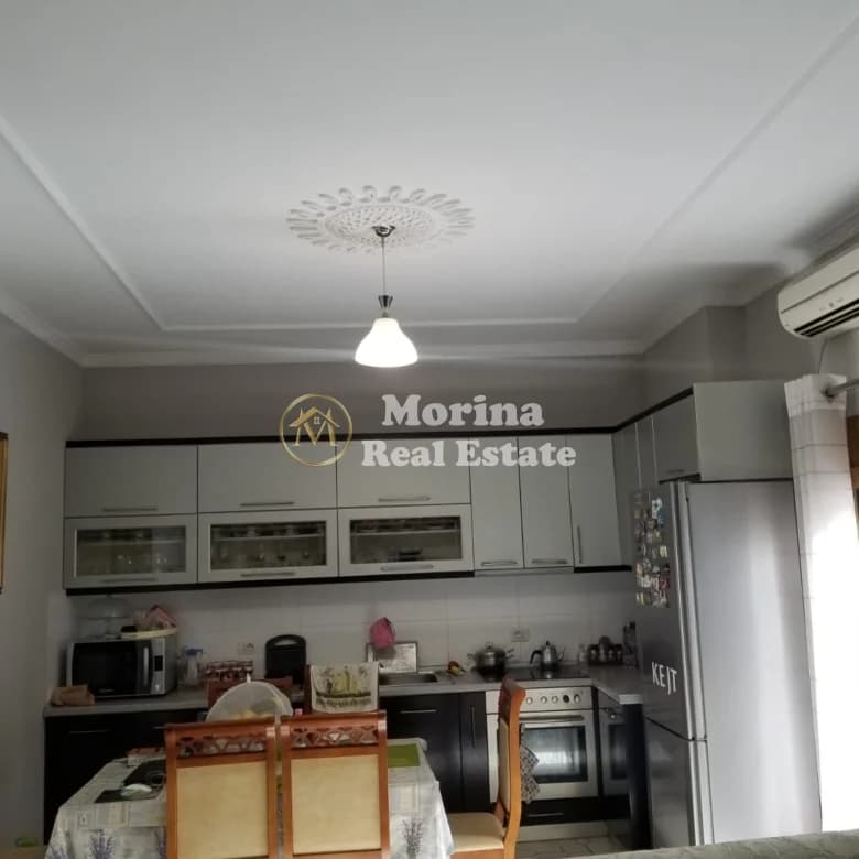 Shitje | Vilë 4 Kateshe + papafingo+ garazh | Selitë | 730000 € 3