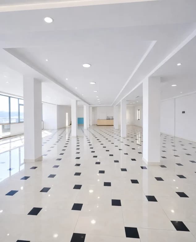 Qera | Ambjent Biznesi Godien 3-kateshe | Sauk | 11200 €/muaj i diskutueshem 3