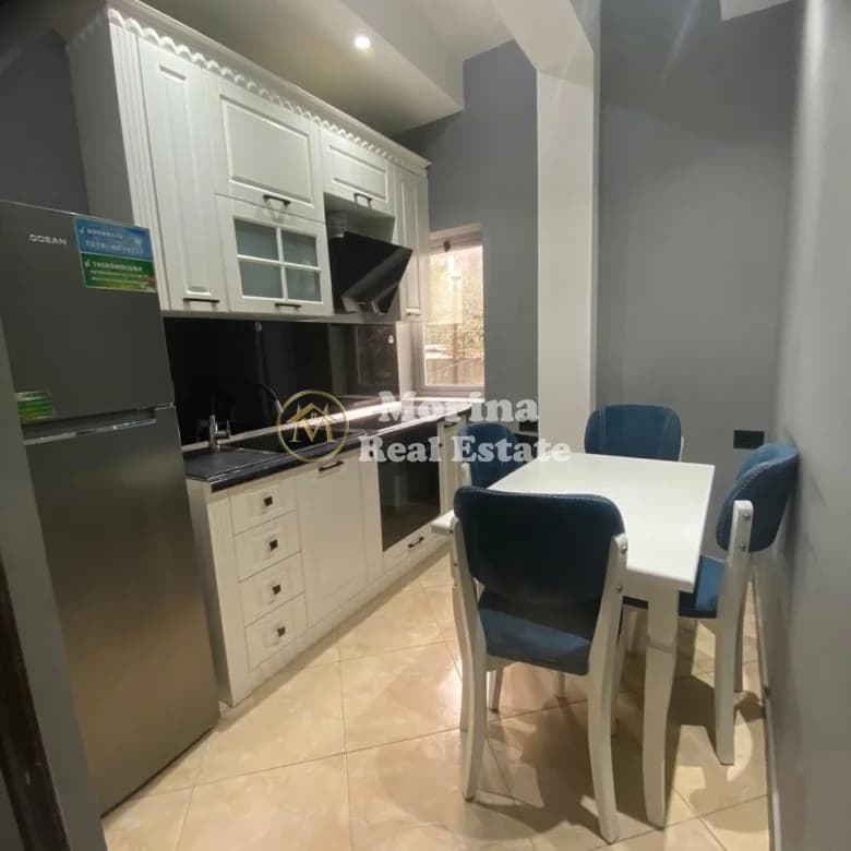 Qera | Shtëpi private 2 + 1 | Kashar | 450 €/muaj 2
