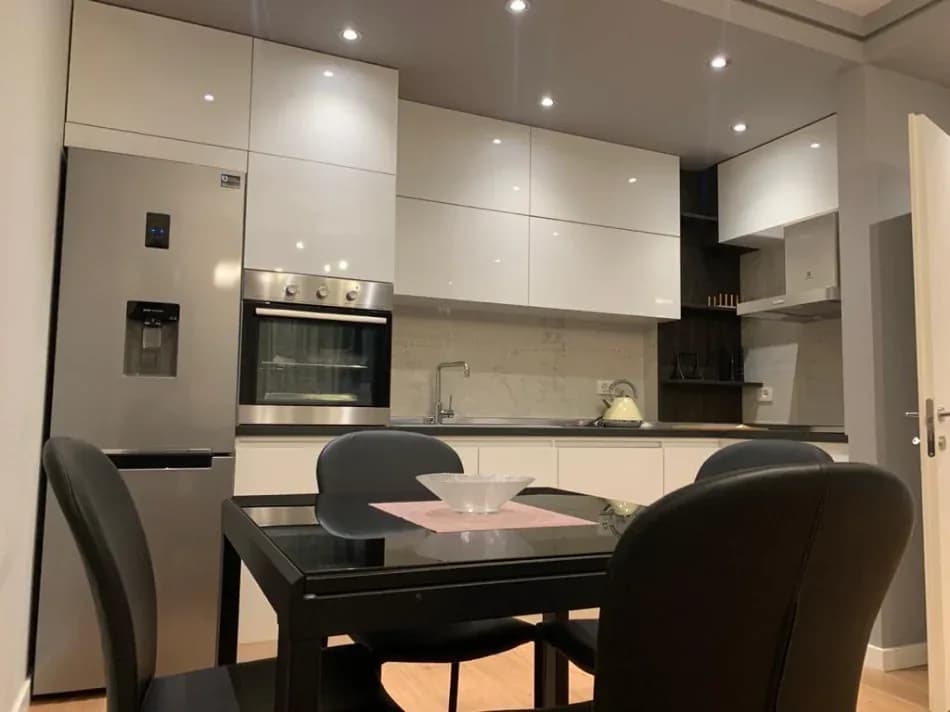 Qera | Apartament 2 + 1 | Rruga e Kavajës | 750 €/muaj i Disk 4