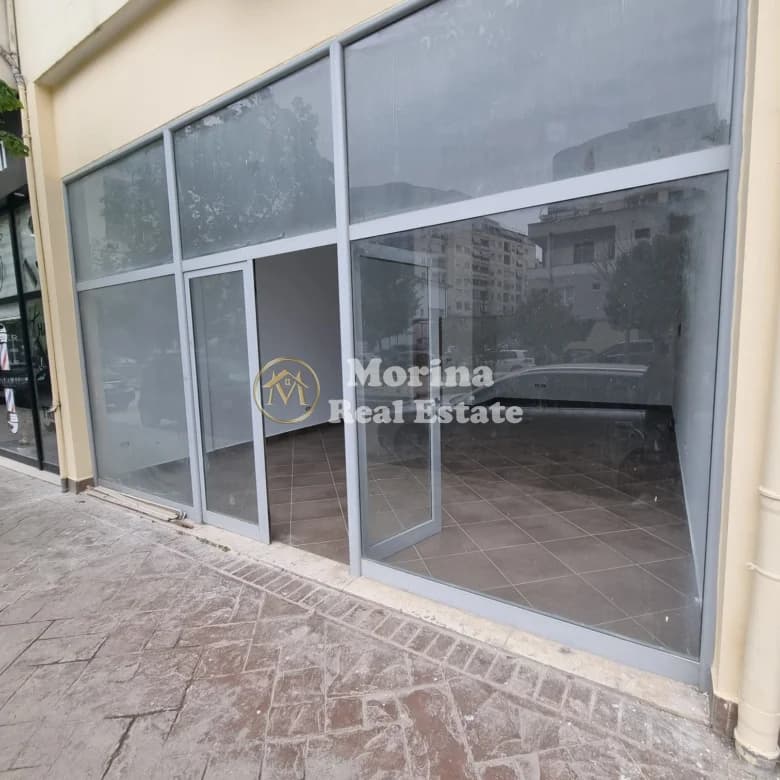 Qera | Ambjent Biznesi | Rruga Sokrat Miho | 400 €/muaj 4