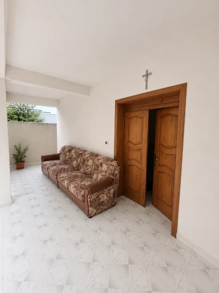 Shitje | Vilë 3 + 1 | 500 m larg QSUT | 200000 €