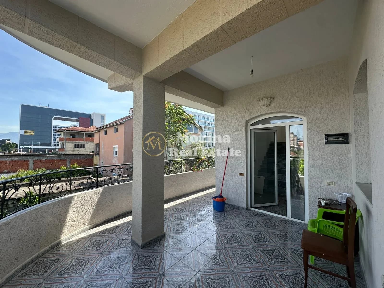 Qera | Vilë 2 + 1 + Parkim | Unaza Teudor Keko | 550 €/muaj 4