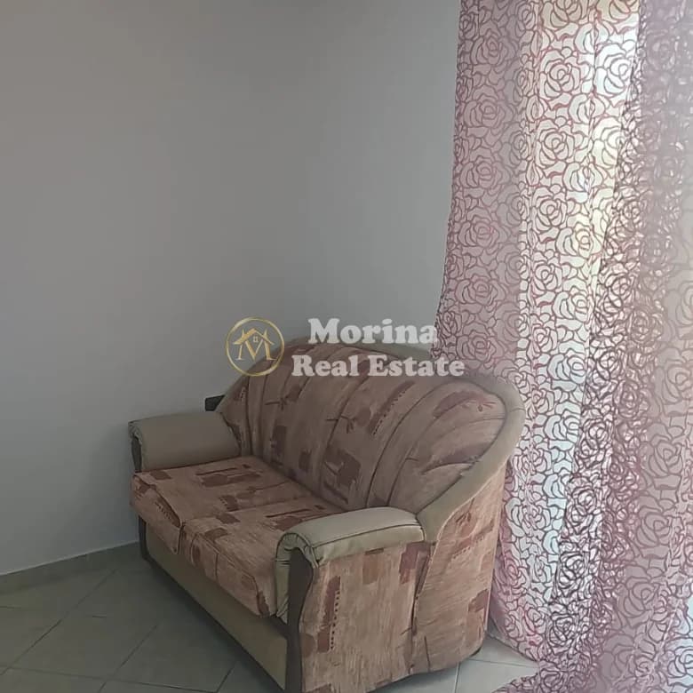 Qera | Vilë 2 + 1 | Laprakë | 390 €/muaj 2