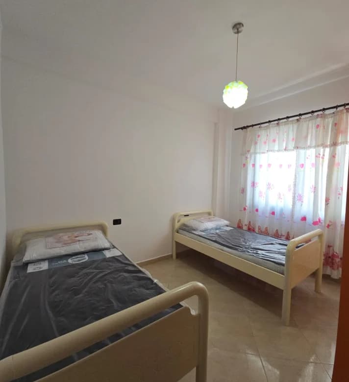 Qera | Apartament 2 + 1 | Zona Astir/Yzberisht | 450 €/muaj 4