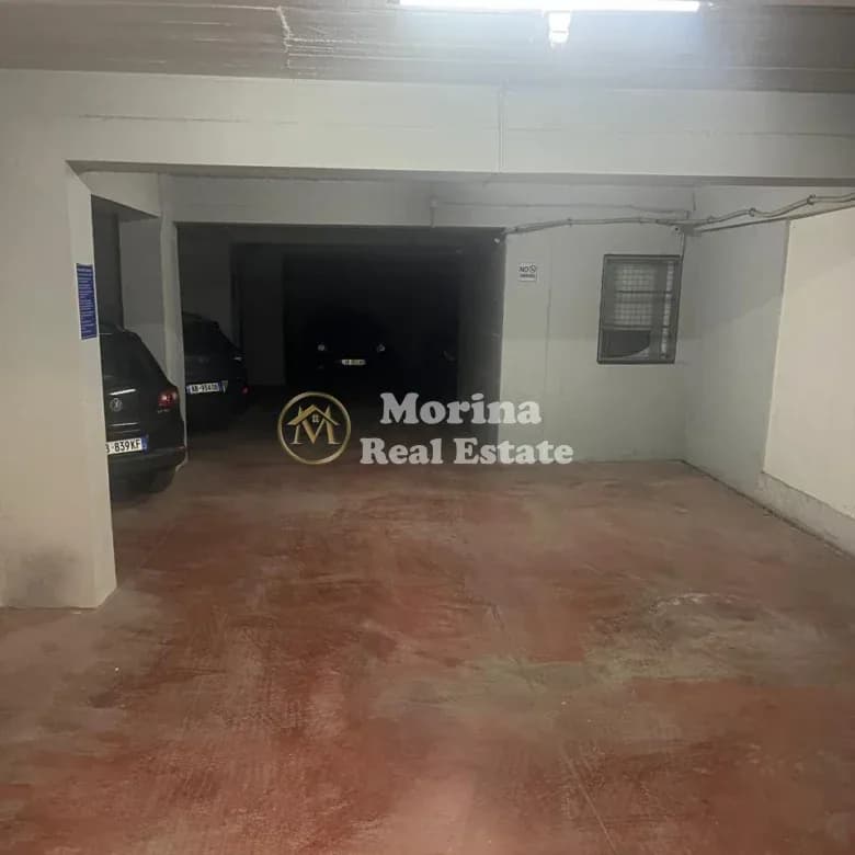 Shitje | 10 Garazhde | Astir | 210000 €