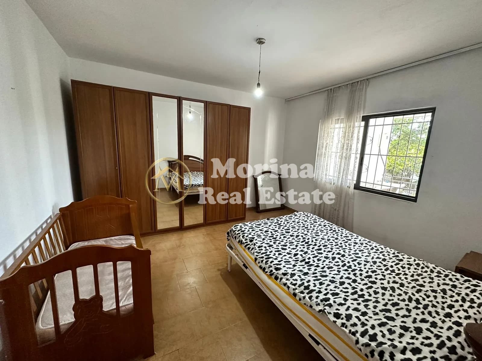 Qera | Shtëpi private 2 + 1 | Rruga Niko Avrami | 300 €/muaj