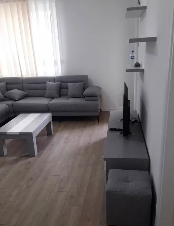 Qera | Apartament 1 + 1 | Yzberisht | 500 €/muaj