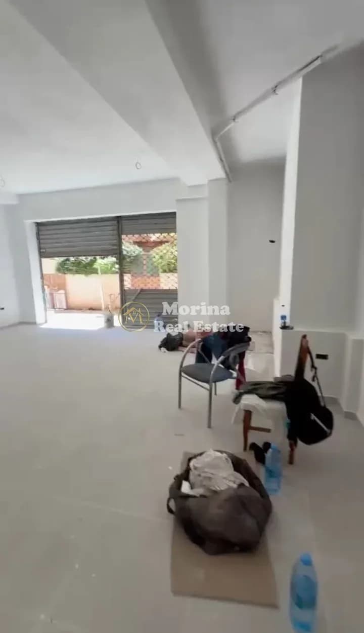 Qera | Ambjent Biznesi | Komuna e Parisit | 1500 €/muaj 3