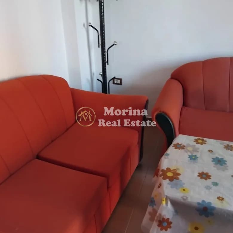 Qera | Shtëpi private 1 + 1 | Rruga Jordan Misja | 300 €/muaj 3