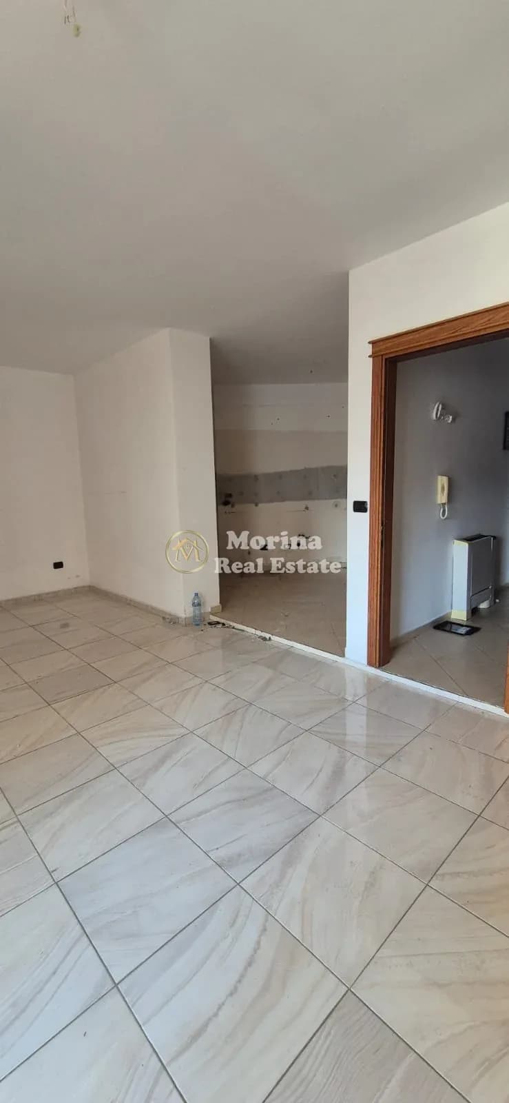 Shitje | Apartament 2 + 1 + 2 | Rruga Muhamet Gjollesha | 258000 € 3