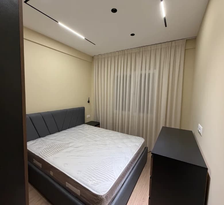 Qera | Apartament 2 + 1 | Rruga Azem Galica | 500 €/muaj 4