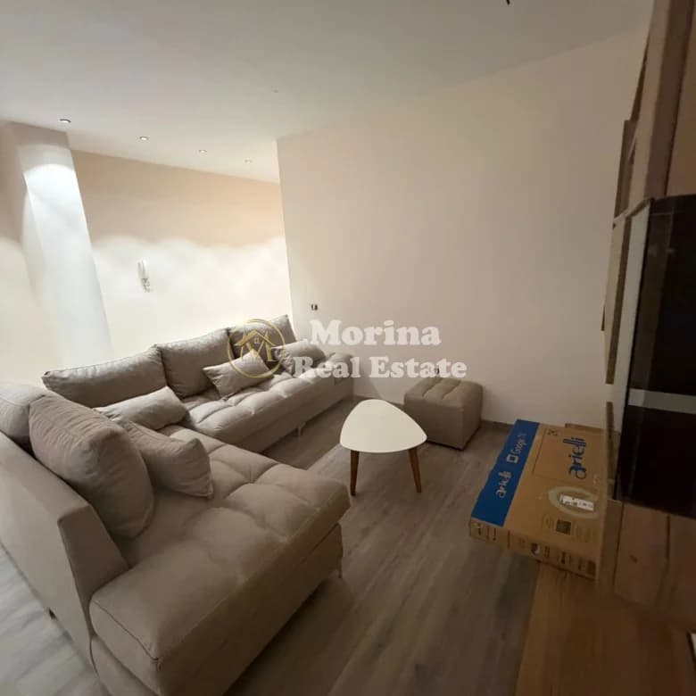 Qera | Apartament 3 + 1 | Pazari i Ri | 1400 €/muaj 2