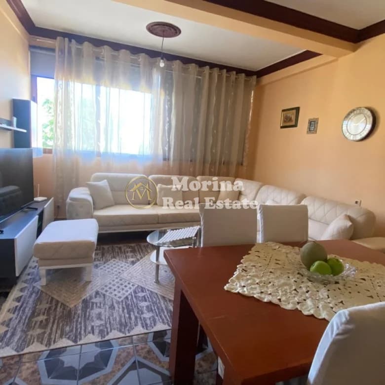 Shitje | Vilë 4 + 1 | Selitë | 550000 € 3