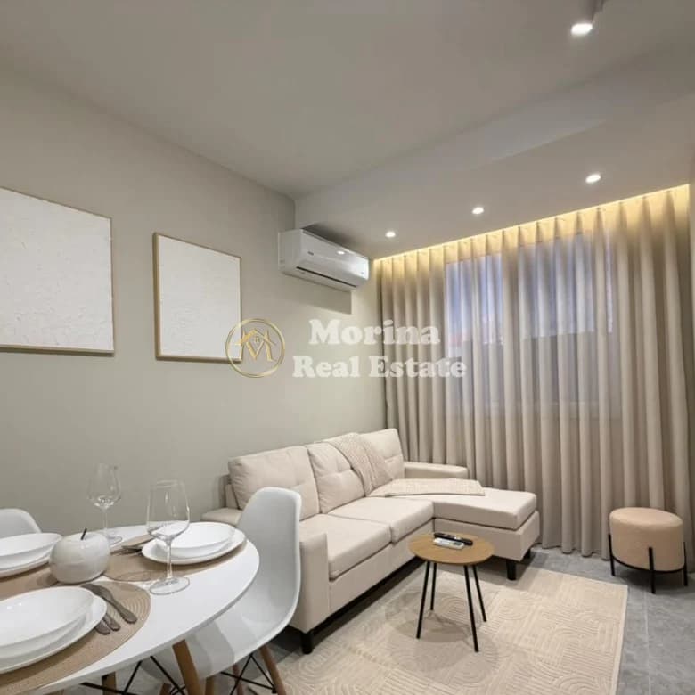 Shitje | 2 Apartamente 1 + 1 | 21 Dhjetori | 200000 € 2