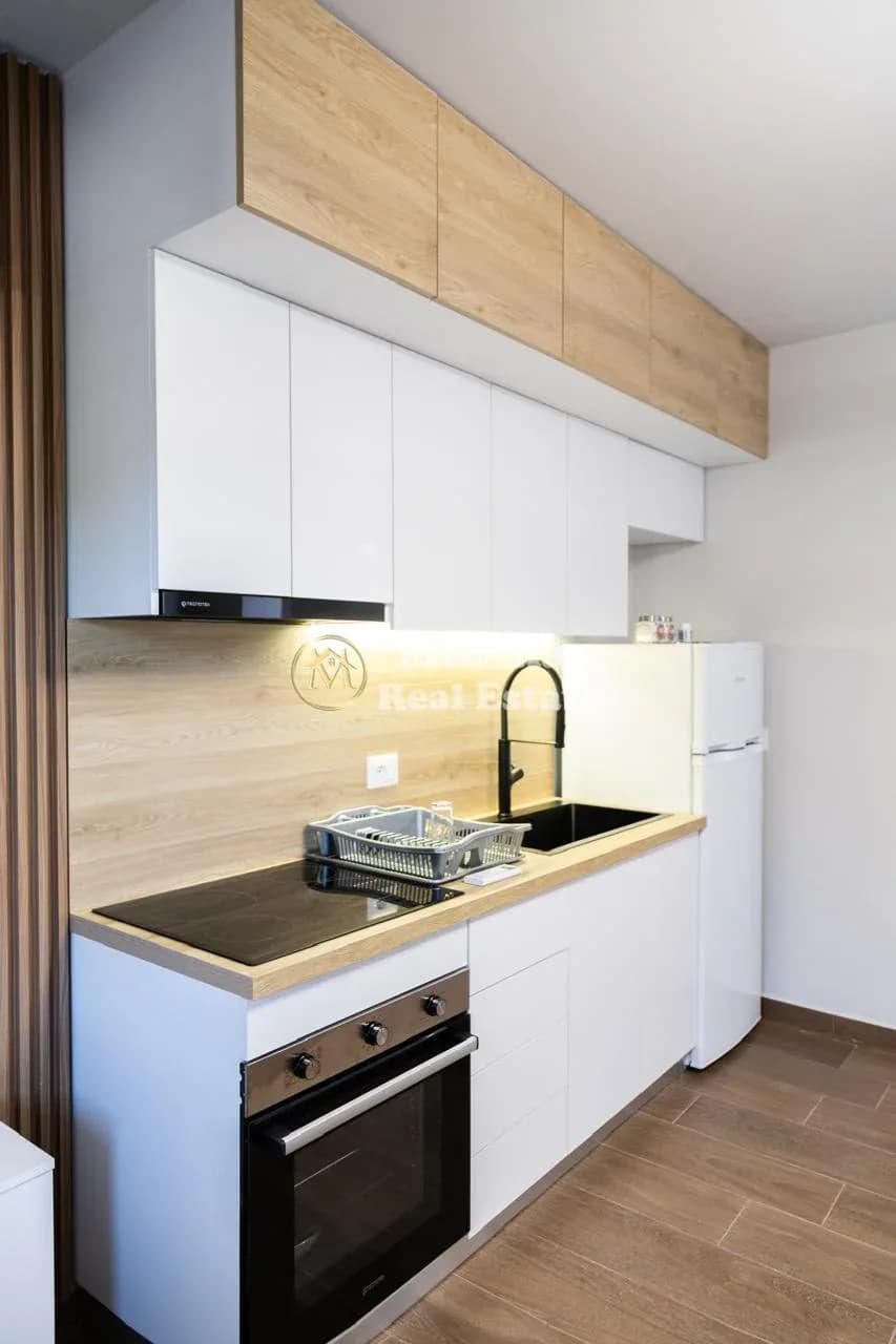 Qera | Vilë 1 + 1 | Farkë | 450 €/muaj 3