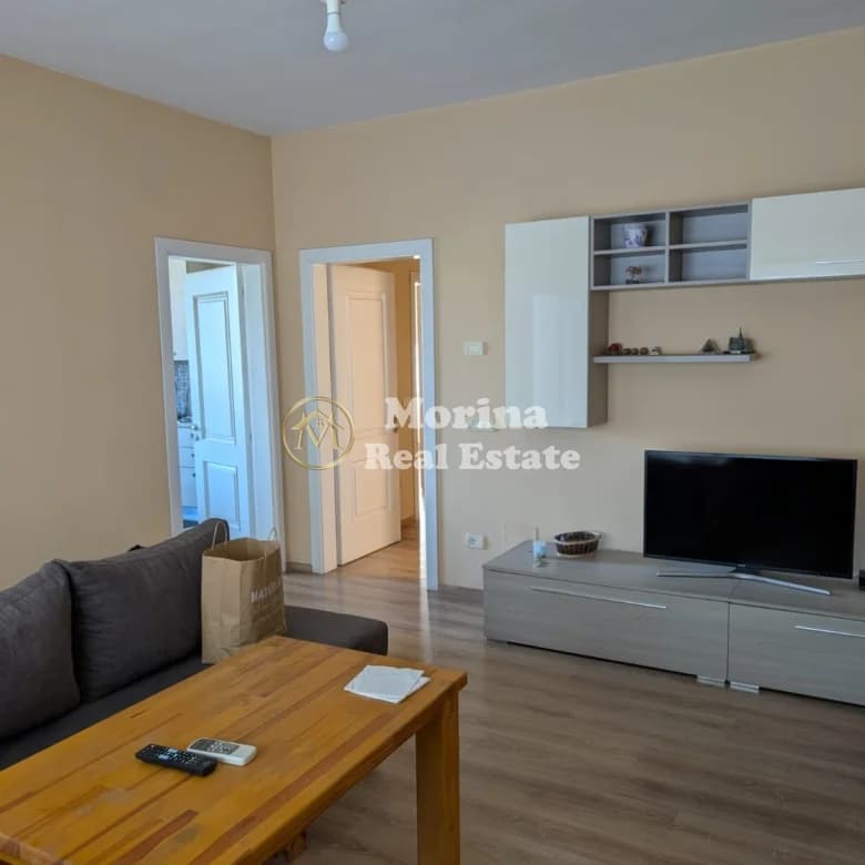 Qera | Vilë 2 + 1 | Fresku | 550 €/muaj 2