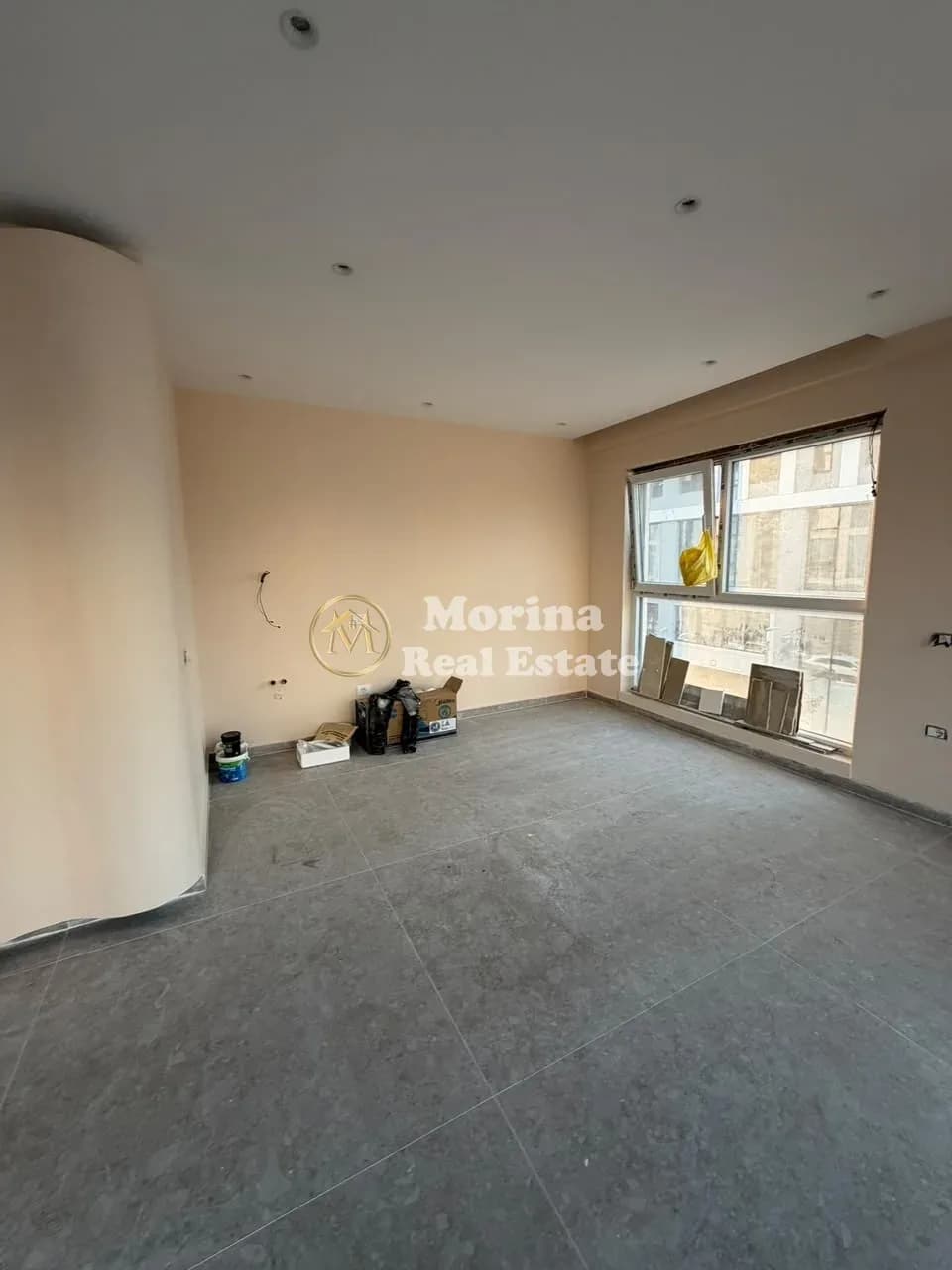 Qera | Ambjent Biznesi | Rruga Jordan Misja | 1000 €/muaj
