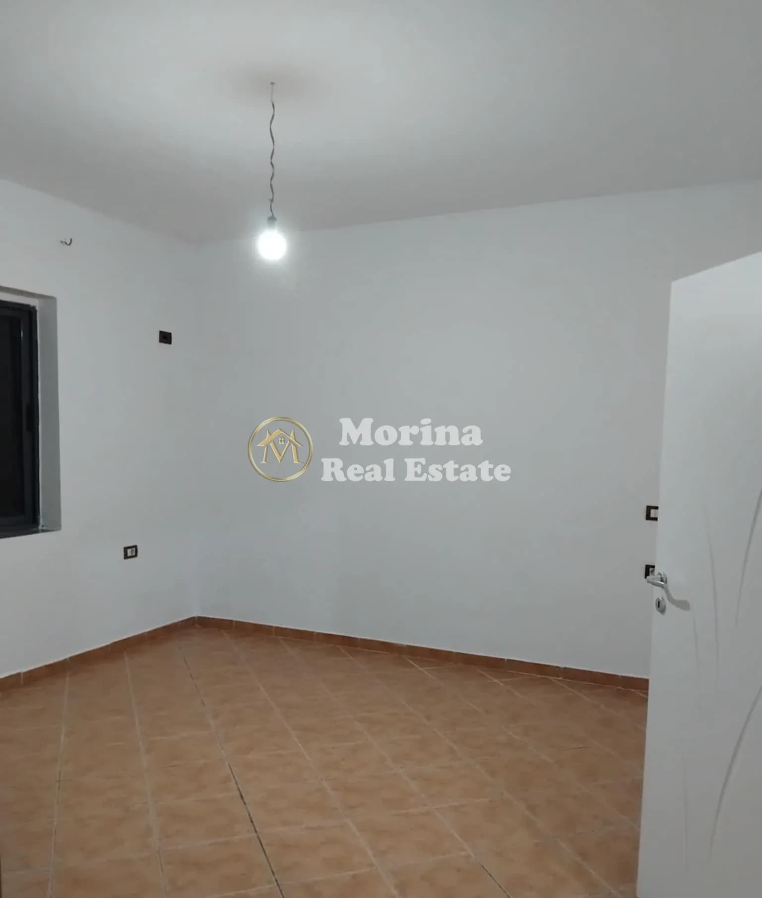 Qera | Ambjent Biznesi | Kamëz | 400 €/muaj 3