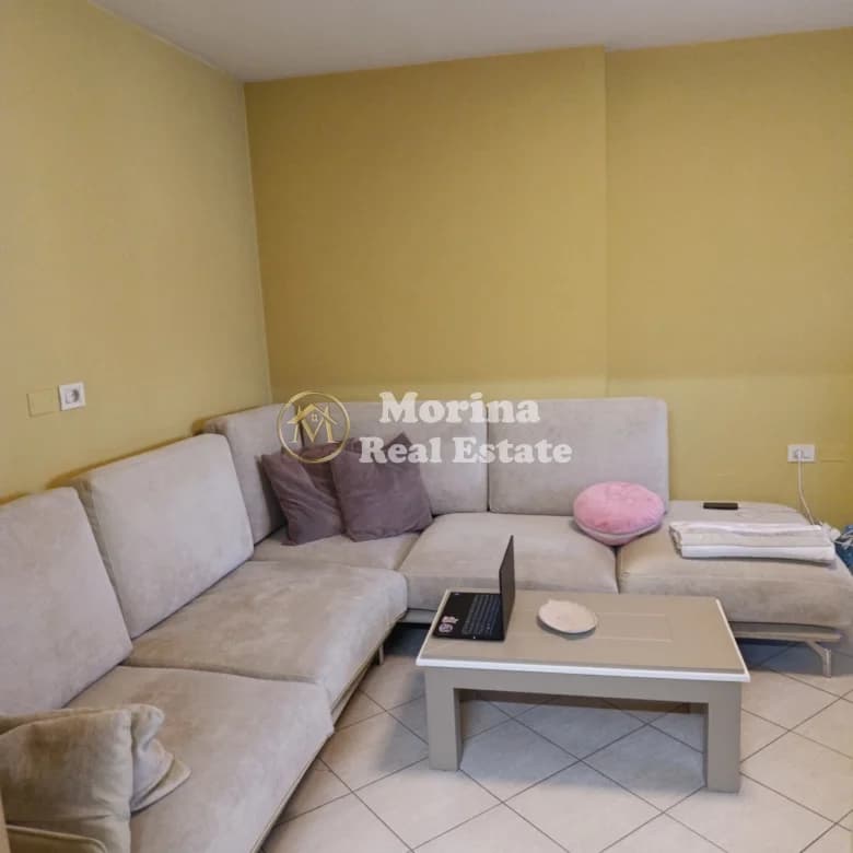 Shitje | Apartament 2 + 1 | Rruga Ferit Xhajko | 129000 €