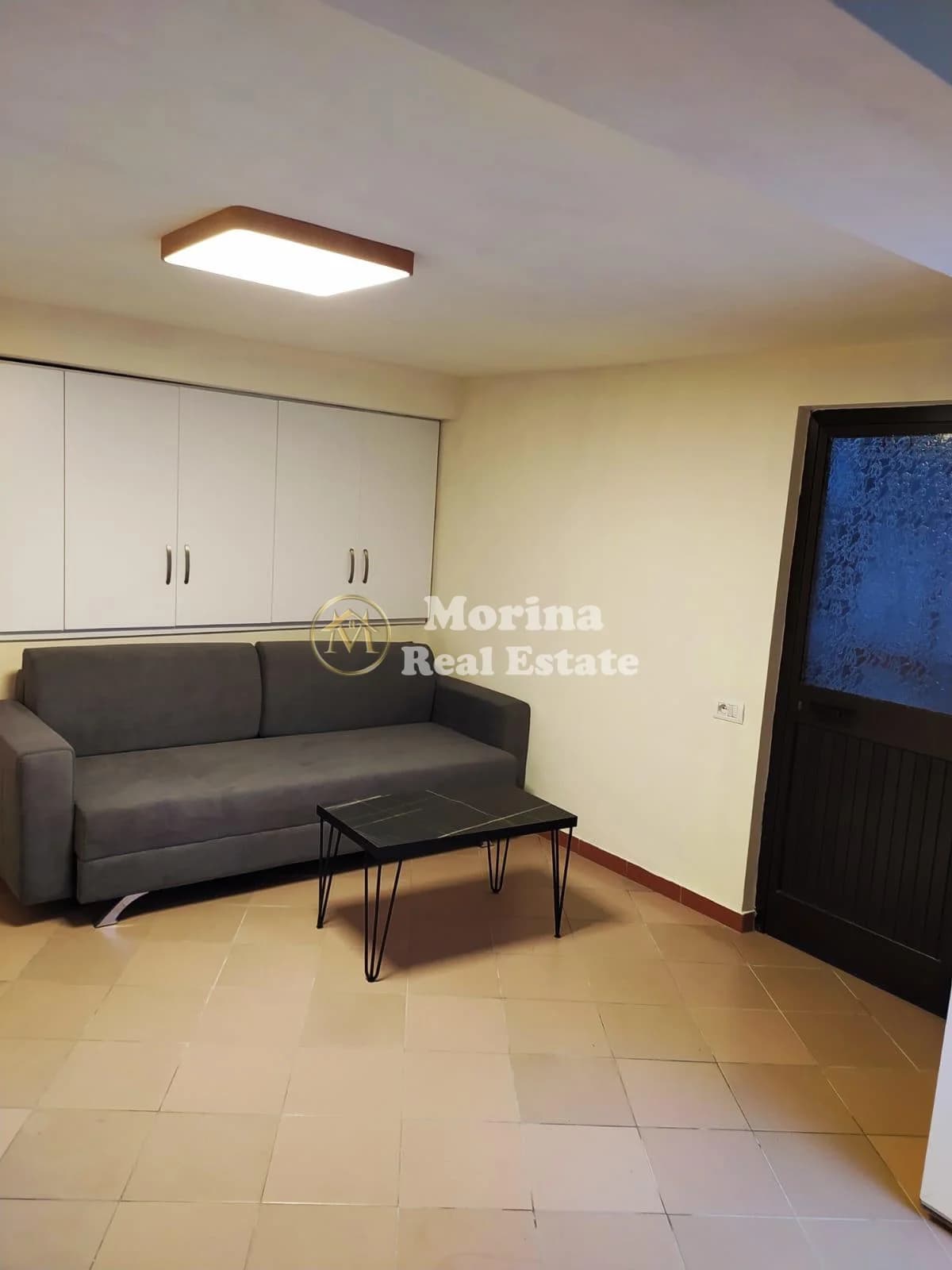 Qera | Garsoniere | Qendra Shëndetësore Qytet Studenti | 250 €/muaj