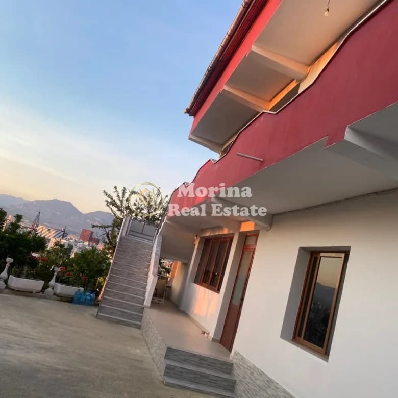 Shitje | Vilë 4 + 1 | Selitë | 550000 € 2