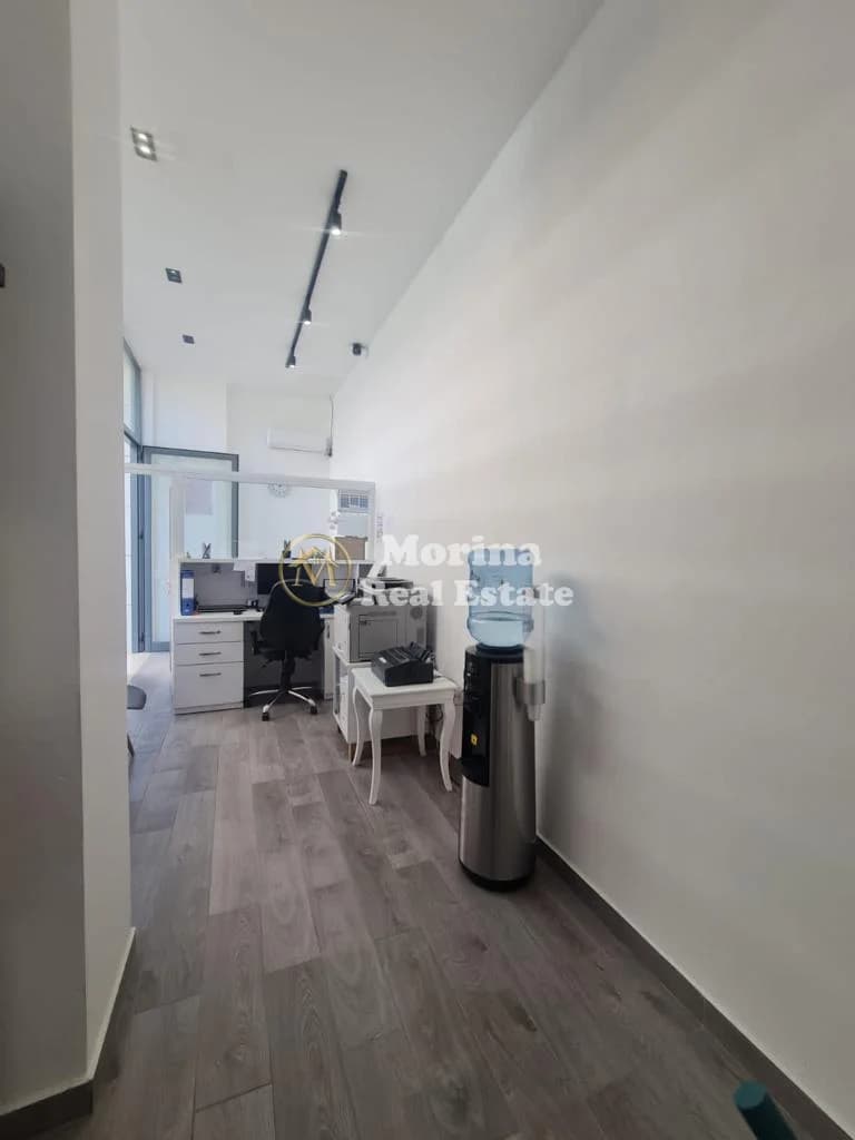 Shitje | Ambjent Biznesi | Rruga Don Bosko | 120000 €