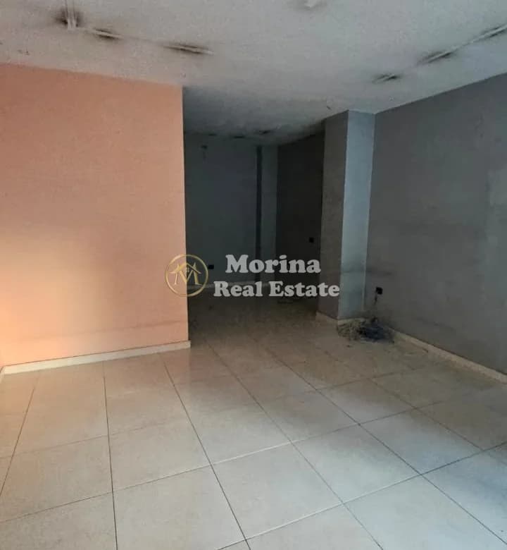 Qera | Ambjent Biznesi | Rruga Bardhyl | 800 €/muaj 3