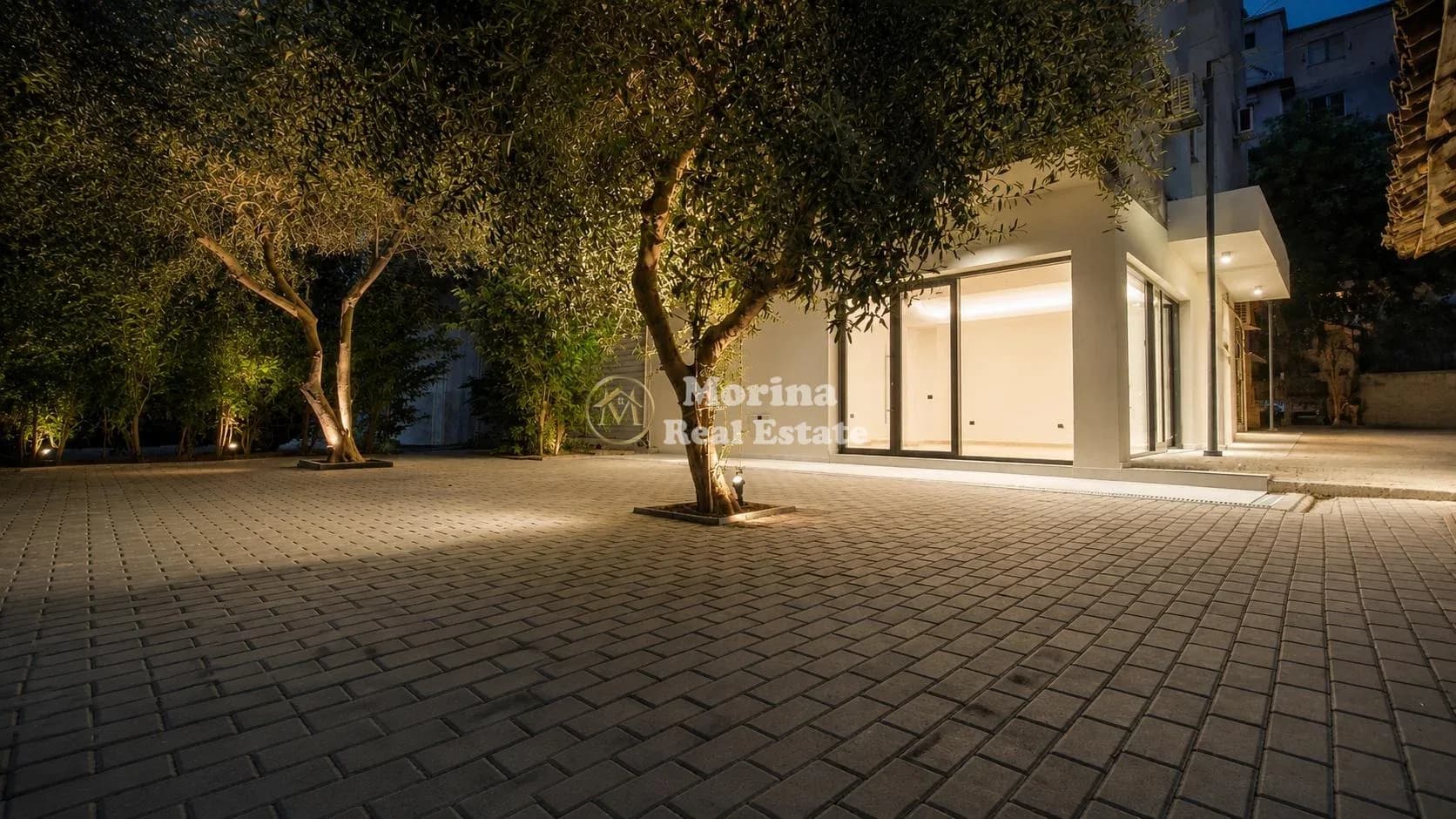 Qera | Ambjent Biznesi | Rruga Thanas Ziko | 750 €/muaj
