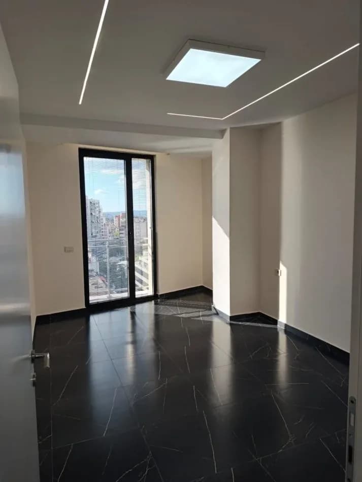 Qera | Ambjent Biznesi | Mine Peza | 600 EURO /muaj 2