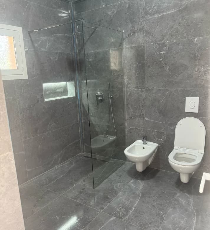 Qera | Apartament 2 + 1 | Rruga Ali Shefqeti | 370 €/muaj 3
