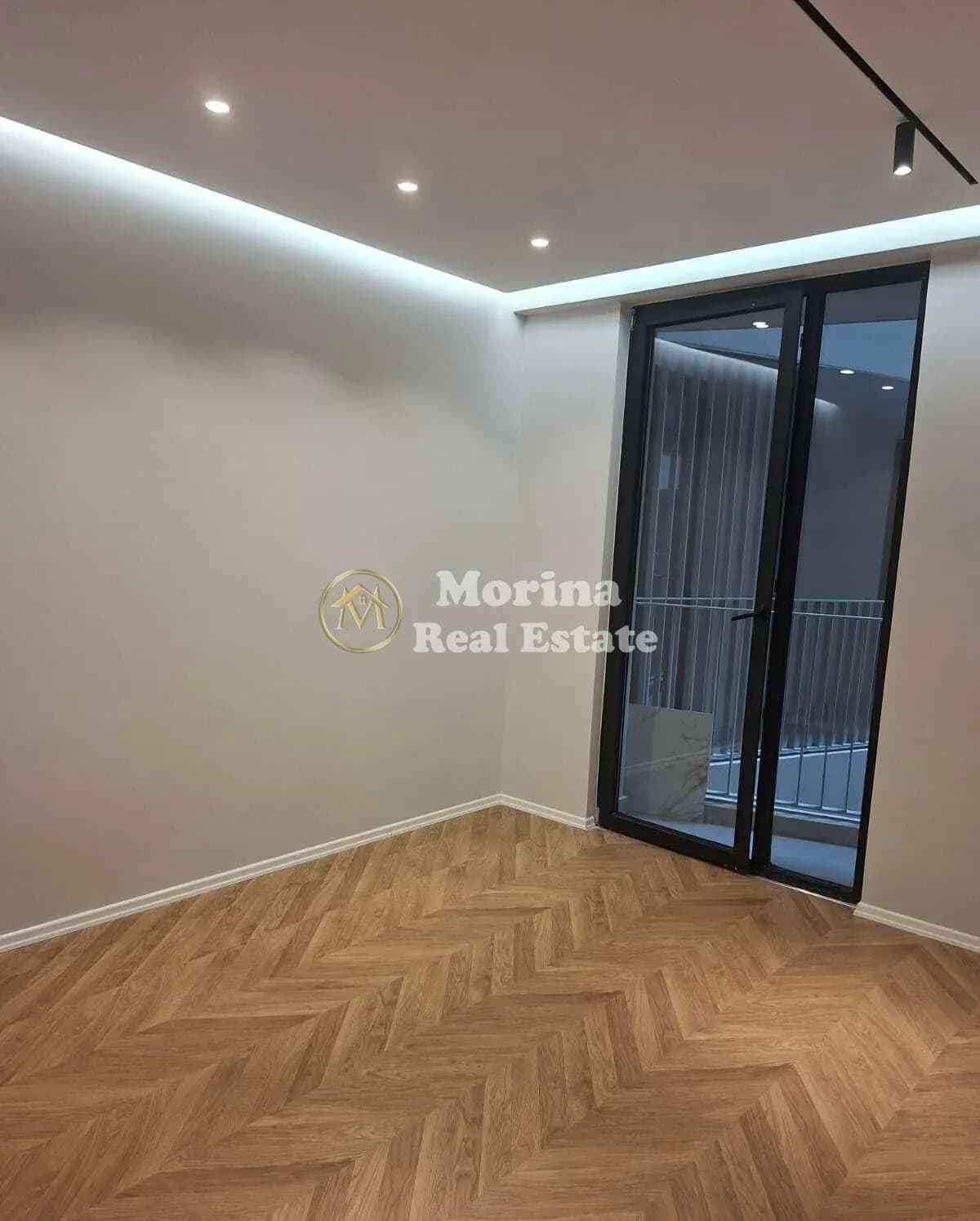 Qera | Ambjent Biznesi | Rruga Mine Peza | 1000 €/muaj 4
