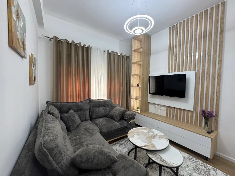 Qera | Apartament 1 + 1 | Mangalem 21 | 500 €/muaj