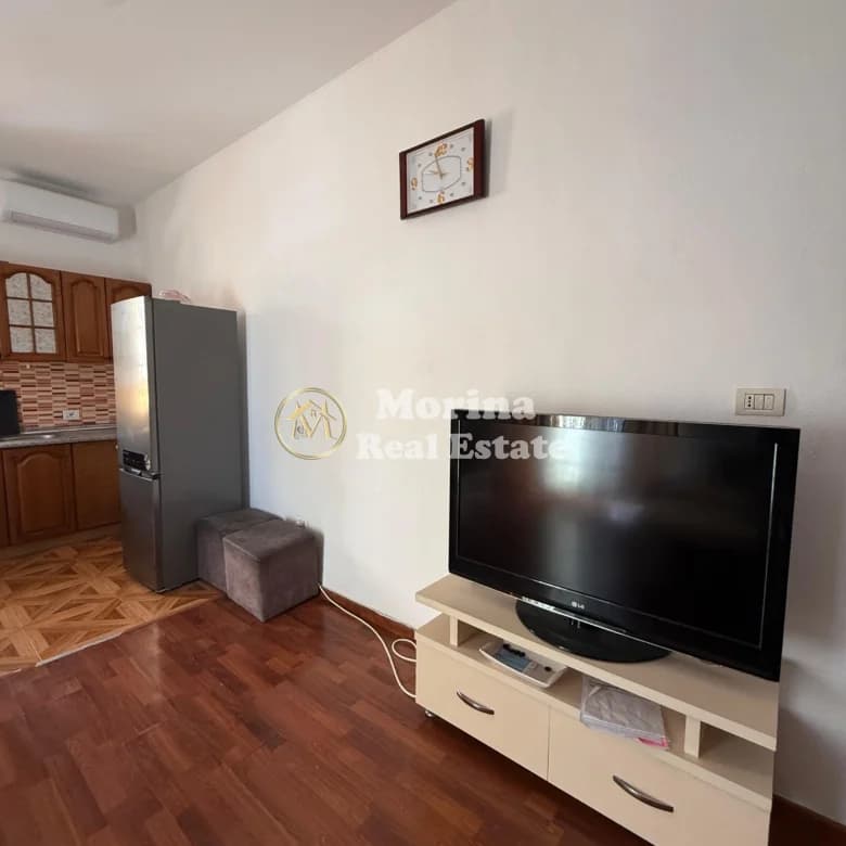 Qera | Shtëpi private 2 + 1+2 | Rruga 5 Maji | 500 €/muaj 4