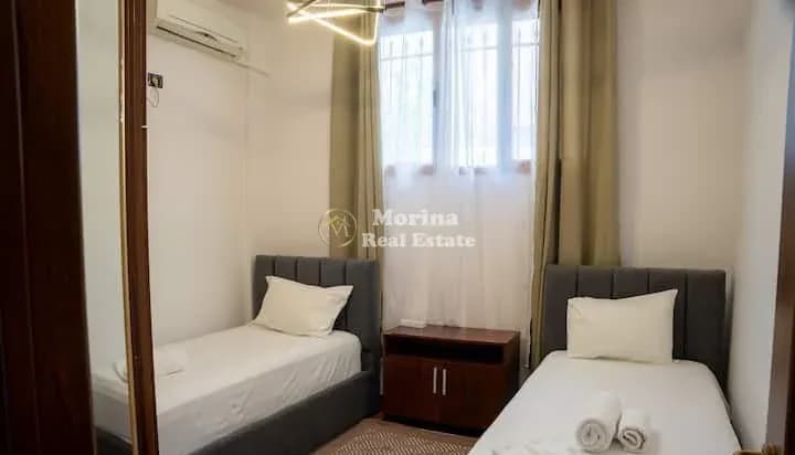 Shitje | Vilë 3 + 1 | Rruga e Kavajës | 500000 € 4