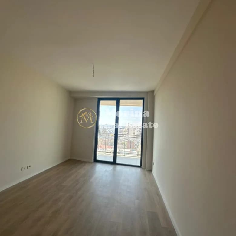 Qera | Ambjent Biznesi | Rruga Mine Peza - Golden Tower Residence | 80,000 lek/muaj 2