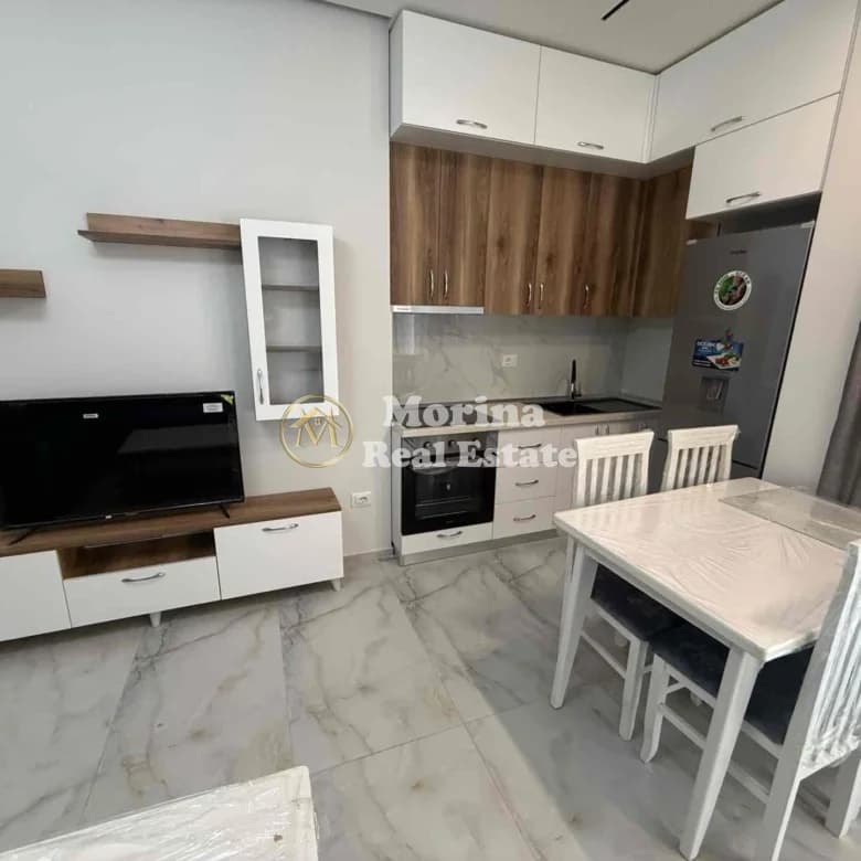 Qera | Shtëpi private 1 + 1 | Paskuqan | 300 €/muaj 2