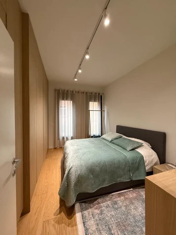 Qera | Apartament 2 + 1 | Rruga e Kosovareve | 1300 €/muaj 2