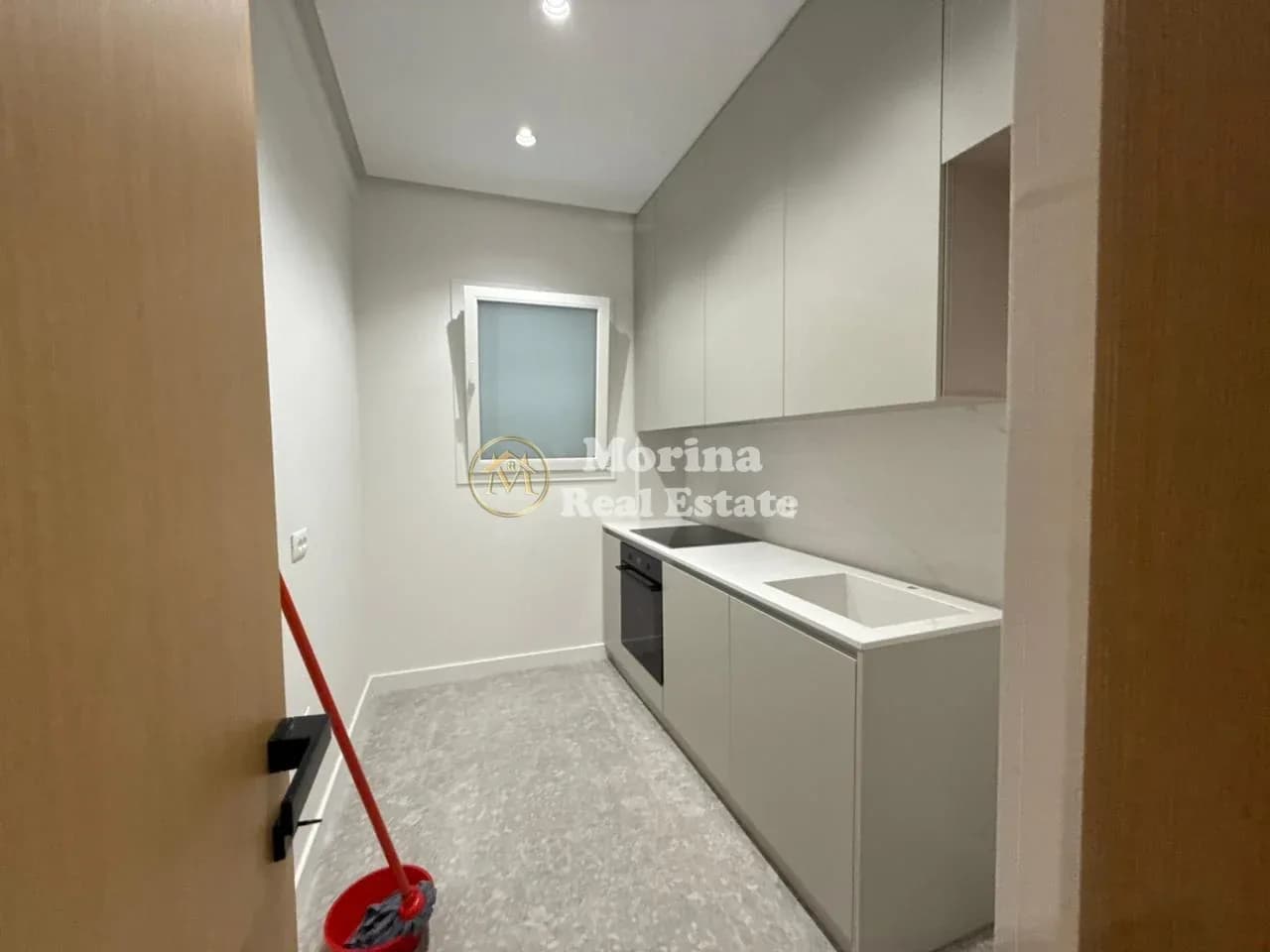 Qera | Vilë 8 + 1 | Rruga e Elbasanit | 9000 €/muaj